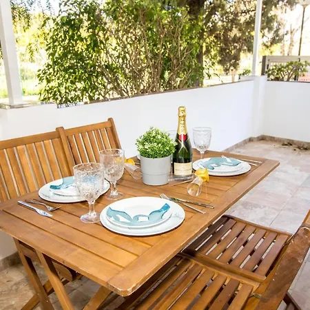 Perfectly Located Beachside In Elviria