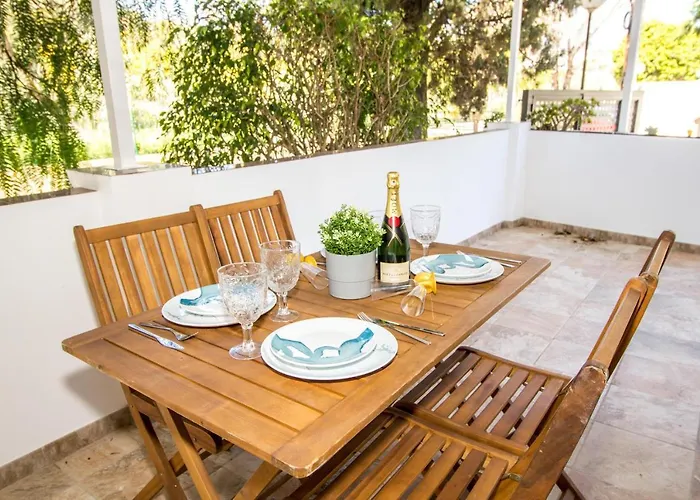 Perfectly Located Beachside In Elviria