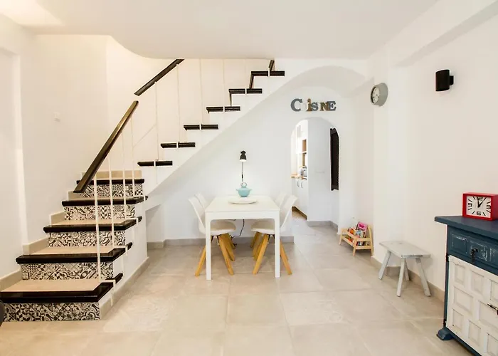 Apartament Perfectly Located Beachside In Elviria Marbella