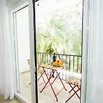Perfectly Located Beachside In Elviria Marbella