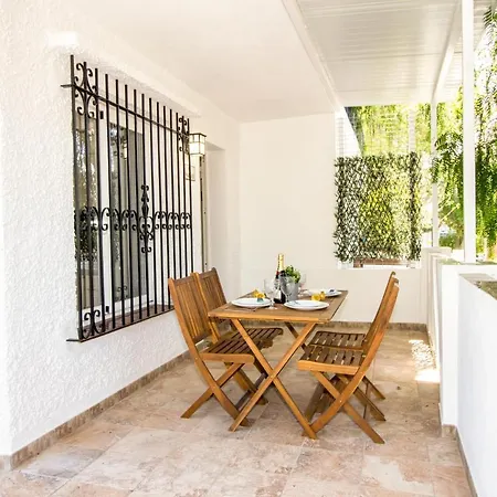 Perfectly Located Beachside In Elviria * Marbellac