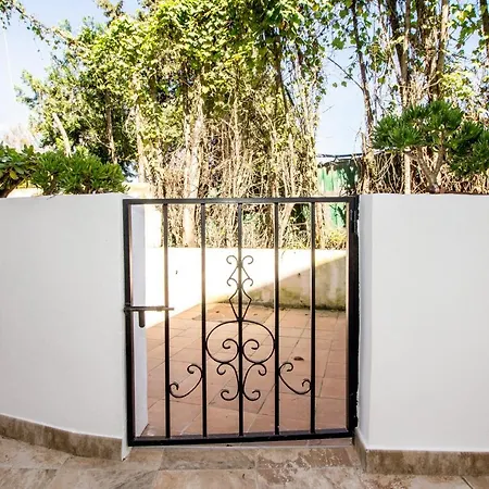 Perfectly Located Beachside In Elviria * Marbella