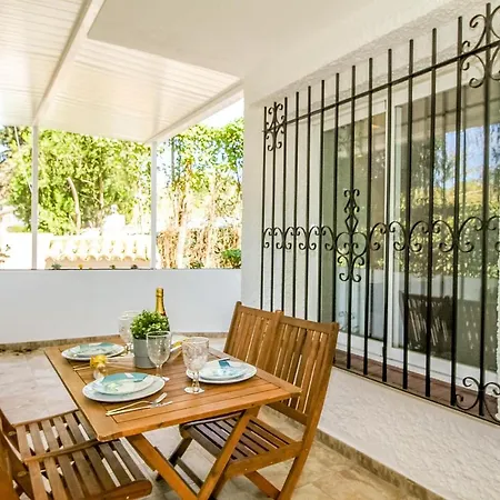 Perfectly Located Beachside In Elviria * Marbellac