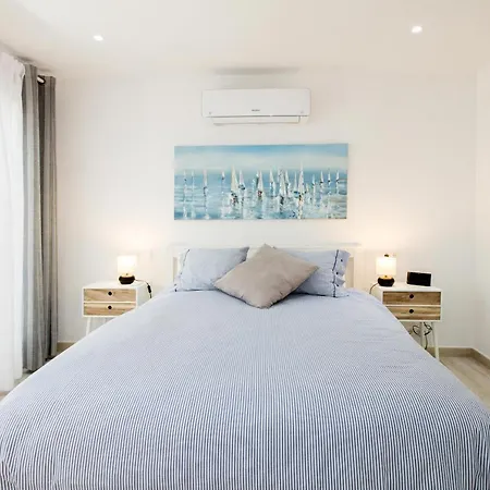 アパート Perfectly Located Beachside In Elviria
